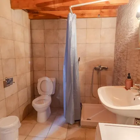 Maison Lemonia